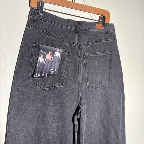 NWT Simple Society Balloon Roll Cuff Jeans - Picture 6 of 7